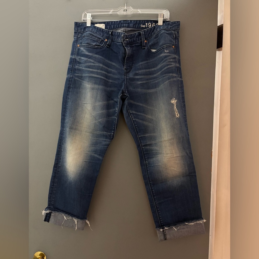 GAP women’s Relaxed Fit Distressed Dark Blue Jeans